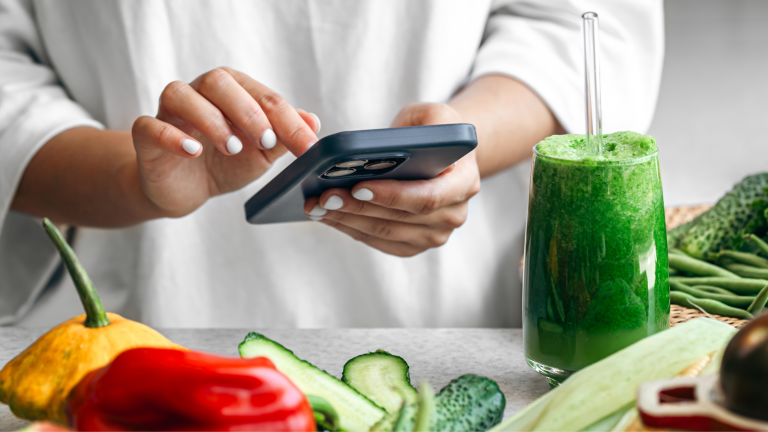 Why Gyms Must Track Nutrition and Workouts Together